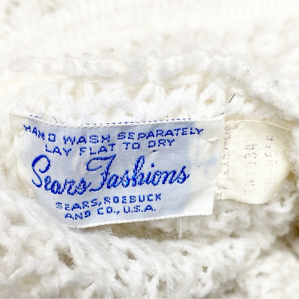 Vintage 1960’s Sears Fashions White Knit Button-Down Poncho Cape